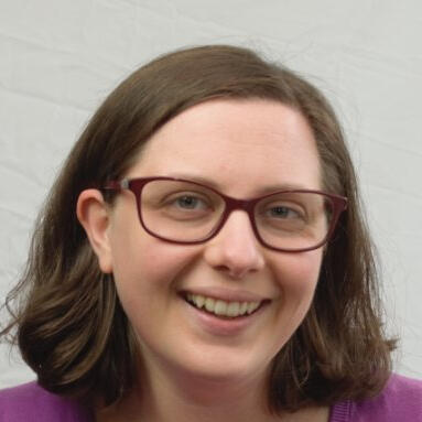 Marian Noble headshot